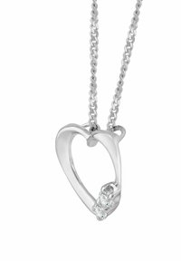 Srebrny wisiorek w kształcie serca na łańcuszku, zdobiony dwoma małymi, przezroczystymi kamieniami szlachetnymi, o zaokrąglonym kształcie i polerowanej powierzchni. Prosta, elegancka forma.