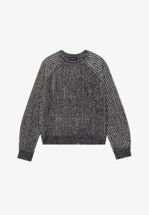 Pulover tricotat în alb și negru cu un design texturat, gât rotund și mâneci raglan. Include manșete și tiv cu dantelă.