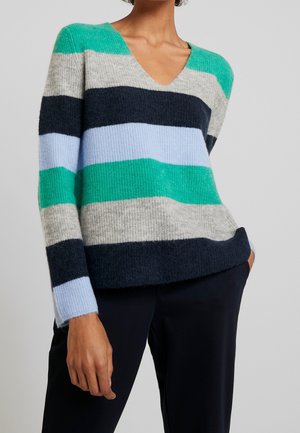 Sweter
