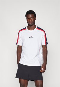 Champion RETRO SPORT CREWNECK SMALL LOGO - Camiseta estampada - white