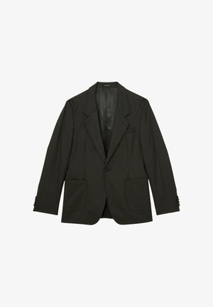 Czarna, jednorzędowa marynarka męska z klapami z wycięciem, dwoma przednimi naszywanymi kieszeniami i zapinanymi na guziki mankietami, prezentowana na białym tle.