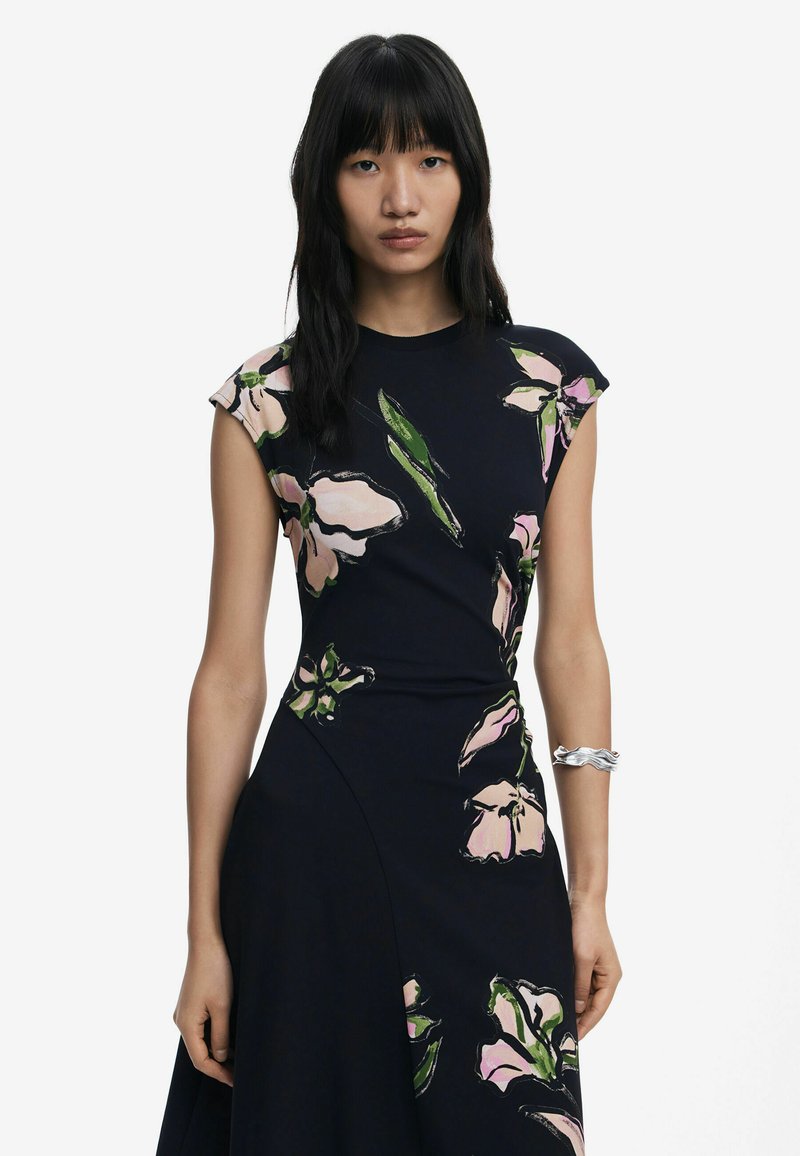 Robe Desigual Fluide Noire Taille L - Occasion Très Bon état, Longueur Midi, Style évasé