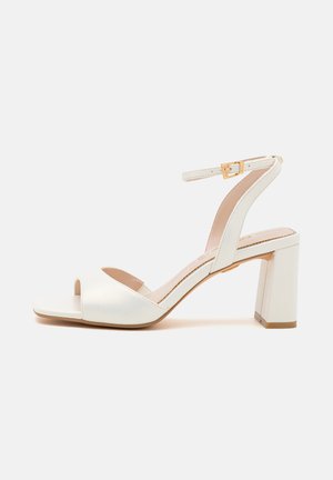 Buffalo, Sandales - pearl white