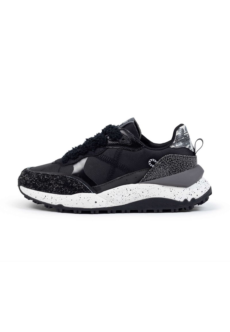MUNICH LOW TOP AMBER - Zapatillas - black