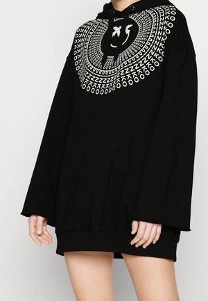 Freizeitkleid - black