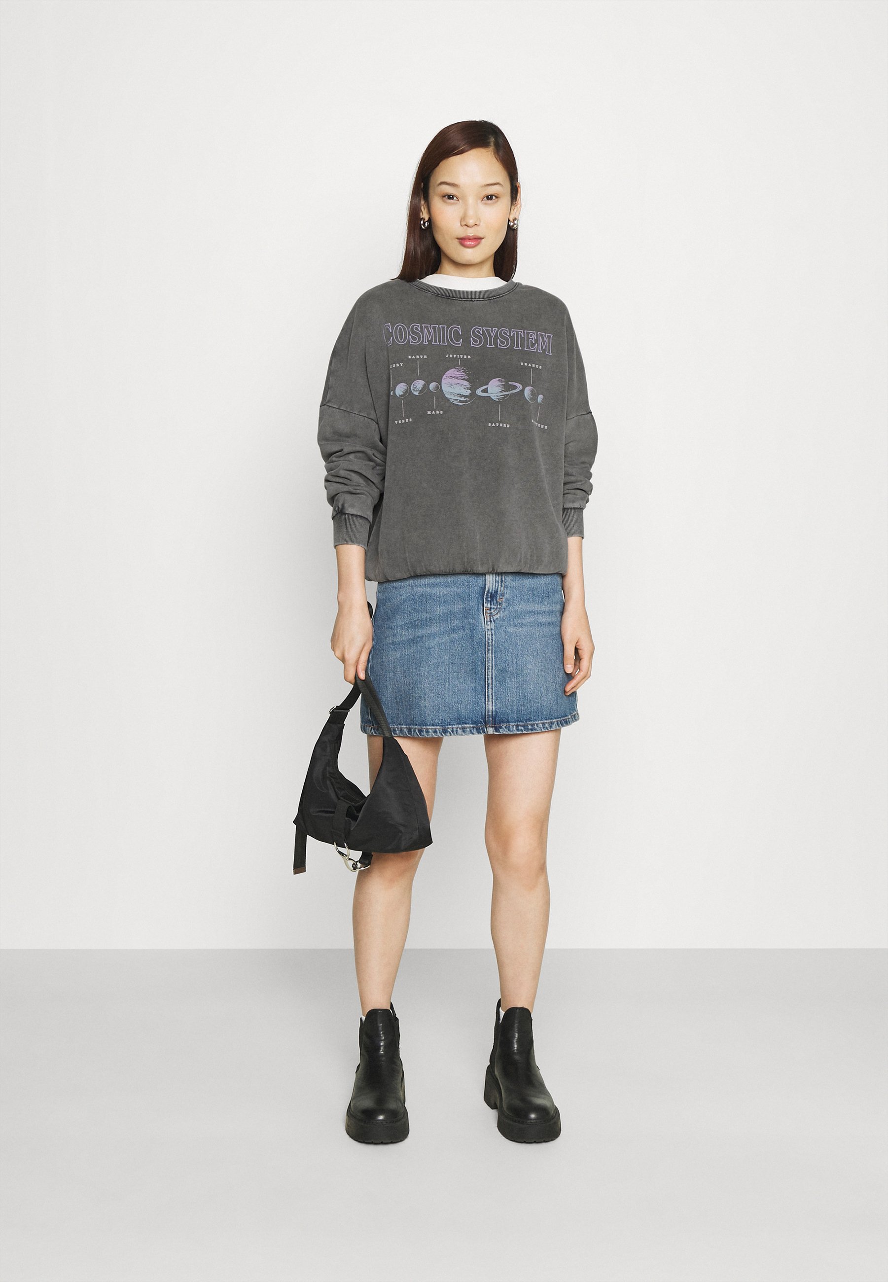 Women Sweatshirt Women Sweatshirt