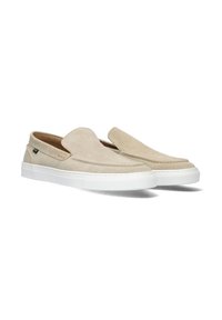 Clay Slipper - bruin