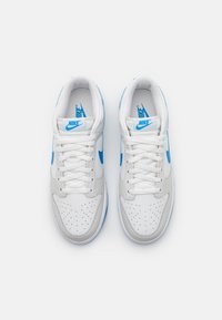 Nike Sportswear DUNK RETRO biały