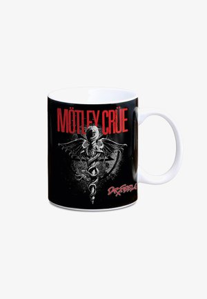 Schwarze Keramiktasse mit "MÖTLEY CRÜE" in rotem Text, einer detaillierten Grafik einer geflügelten Gestalt, die mit einer Schlange verwoben ist, und dem Text "Dr. Feelgood".