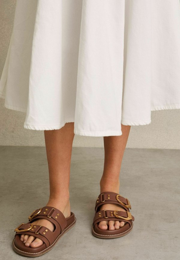 FIT - ELLA LEATHER BUCKLED SLIP-ON - Pantolette flach - tan