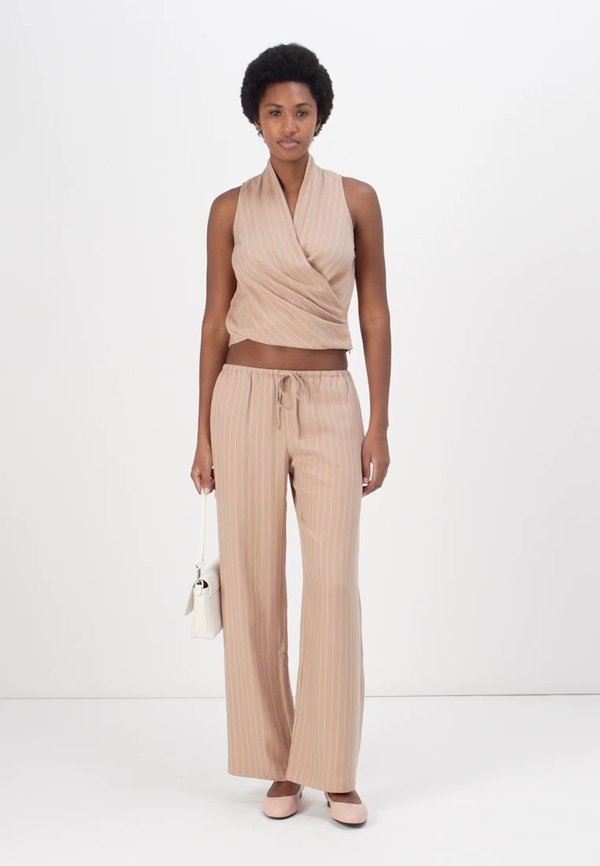 ALMERIA WRAP - Blouse - camel3