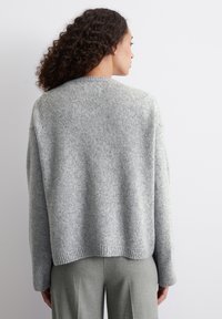 Marc O'Polo LONGSLEEVE ROUNDNECK - Pulóver - soft stone melange