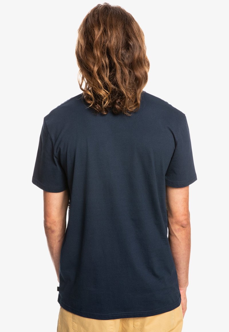 Herren T-Shirts basic | Quiksilver RYTHMIC STRIPE T-Shirt print navy blazer/dunkelblau - XE97334 Herren T-Shirts basic | Quiksilver RYTHMIC STRIPE T-Shirt print navy blazer/dunkelblau - XE97334