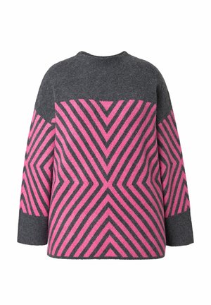 Grauer Pullover mit pinkem Zickzackmuster. Rundhalsausschnitt, lange Ärmel, weiche Textur. Das Design zeigt kontrastierende dunkle und helle Abschnitte.