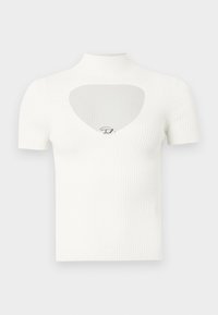 Λευκό ριμπ μάλλινο τοπ με κοντά μανίκια και ψεύτικο γιακά, με καρδιά κομμένη στο ύψος του στήθους και ασημί διακοσμητική λεπτομέρεια στο κέντρο.