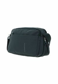 Borsa a tracolla sintetica nera con superficie texturizzata, dotata di due scomparti con zip, tracolla regolabile e logo stampato sul davanti.