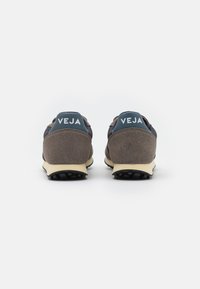 Veja SDU REC - Sapatilhas - grafite/oxford grey/moonrock