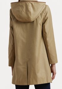 Lauren Ralph Lauren Petite Parkas - tan