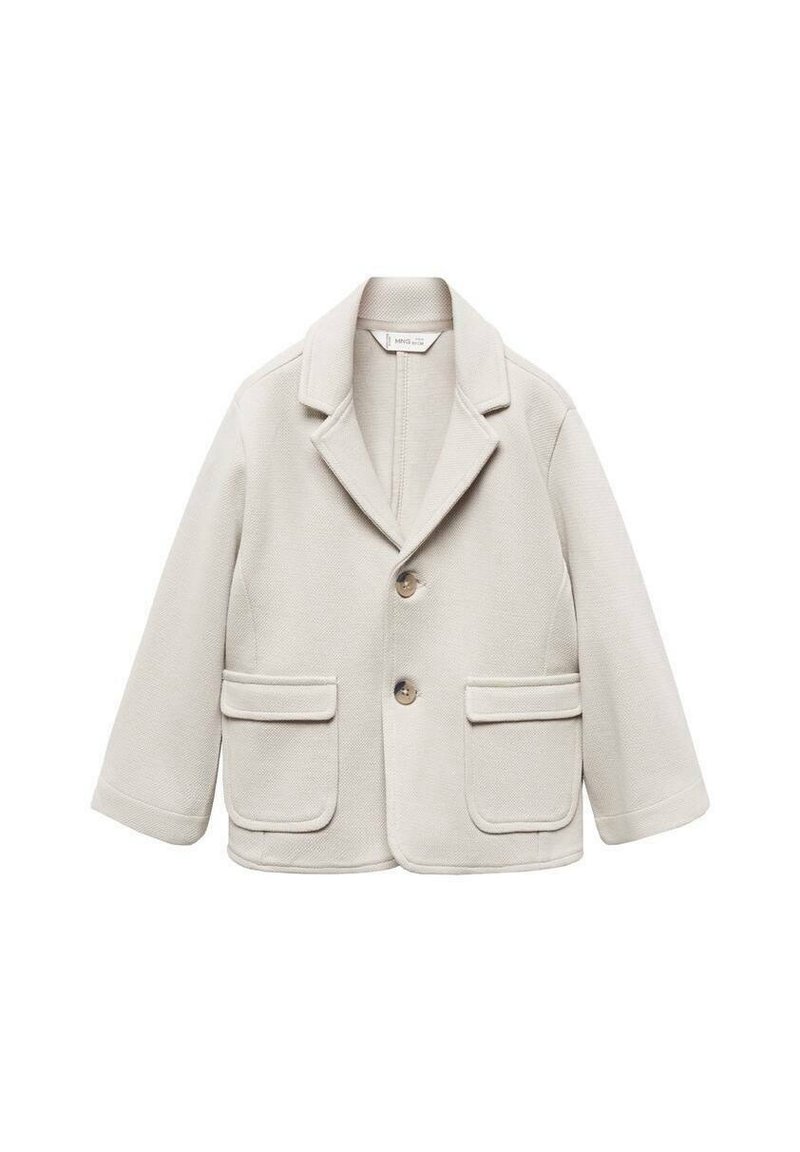 Chaqueta abotonada de un beige claro, con cuello de pico, dos bolsillos frontales y una tela texturizada con una silueta estructurada.