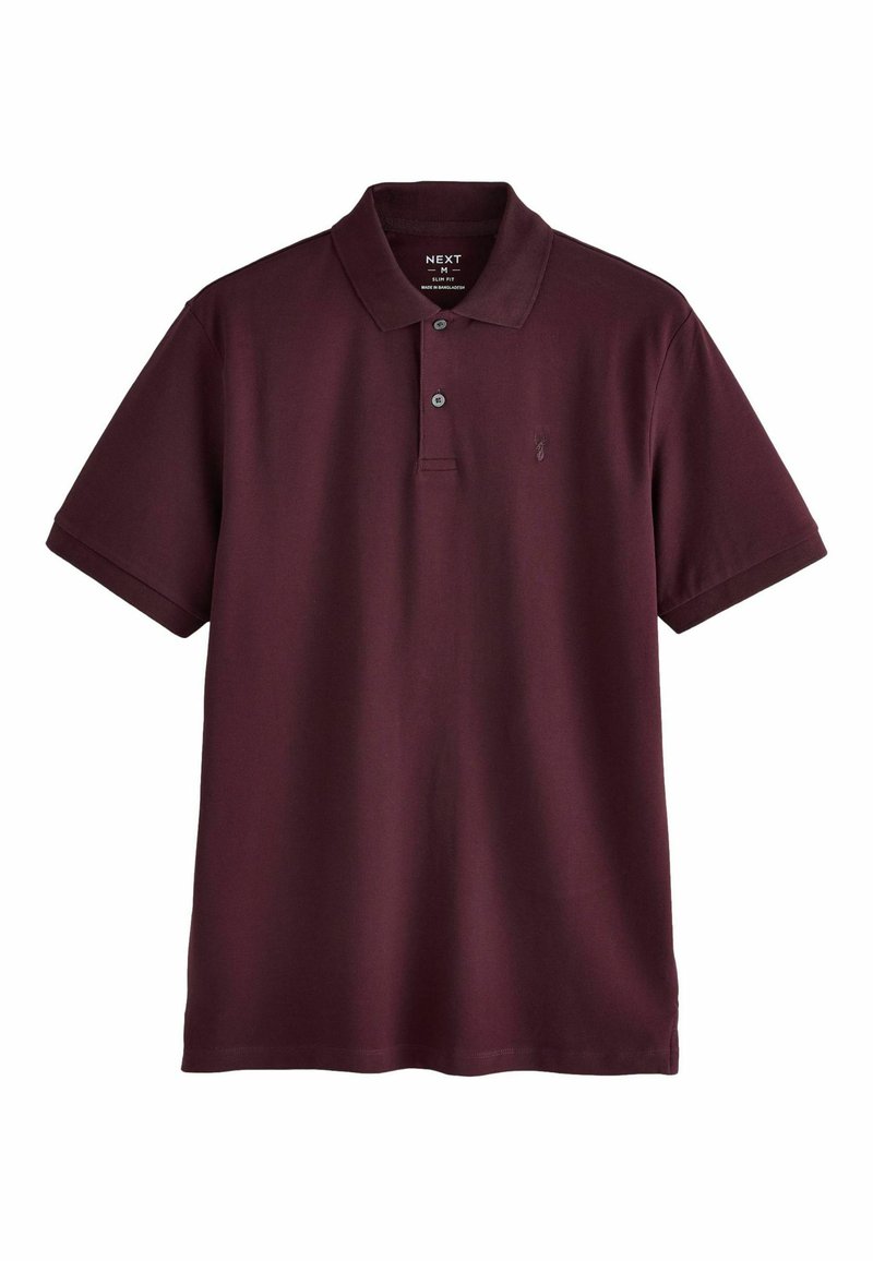 Polo de color burdeos hecho de algodón, con cuello clásico, mangas cortas, tapeta de dos botones y un pequeño logo bordado en el pecho.