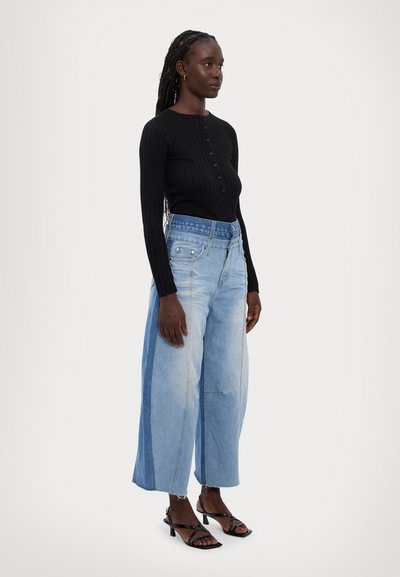 ROKH BALLOON SHAPED LAYERED DENIM - Wide leg - lightblue