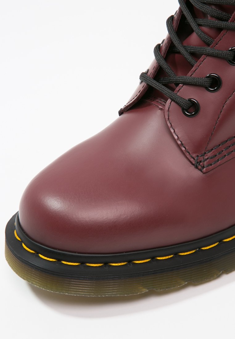 Sepatu Cherry Red Doc Martens Boots SCARPY Dr Martens Hiver Sport