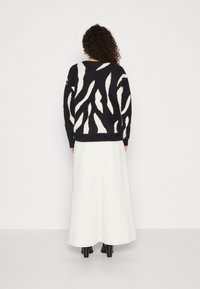 VILA Kofta - black