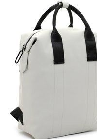 SURI FREY Sac à dos - ecru