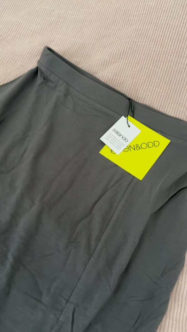 Maxi skirt - magnet2