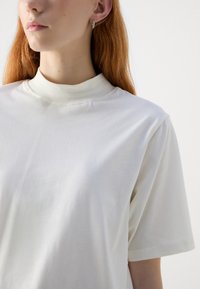 Lindex BEATRICE - T-shirt basique - light white