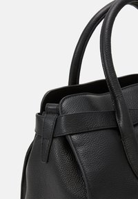 JOOP! VIVACE GIULIA HANDBAG - Bolso de mano - black