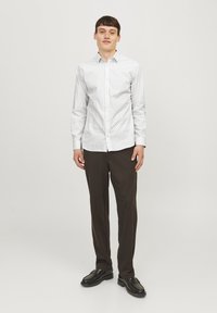 Jack & Jones JJJOE PRINT SHIRT - Svečana košulja - white/ditsy