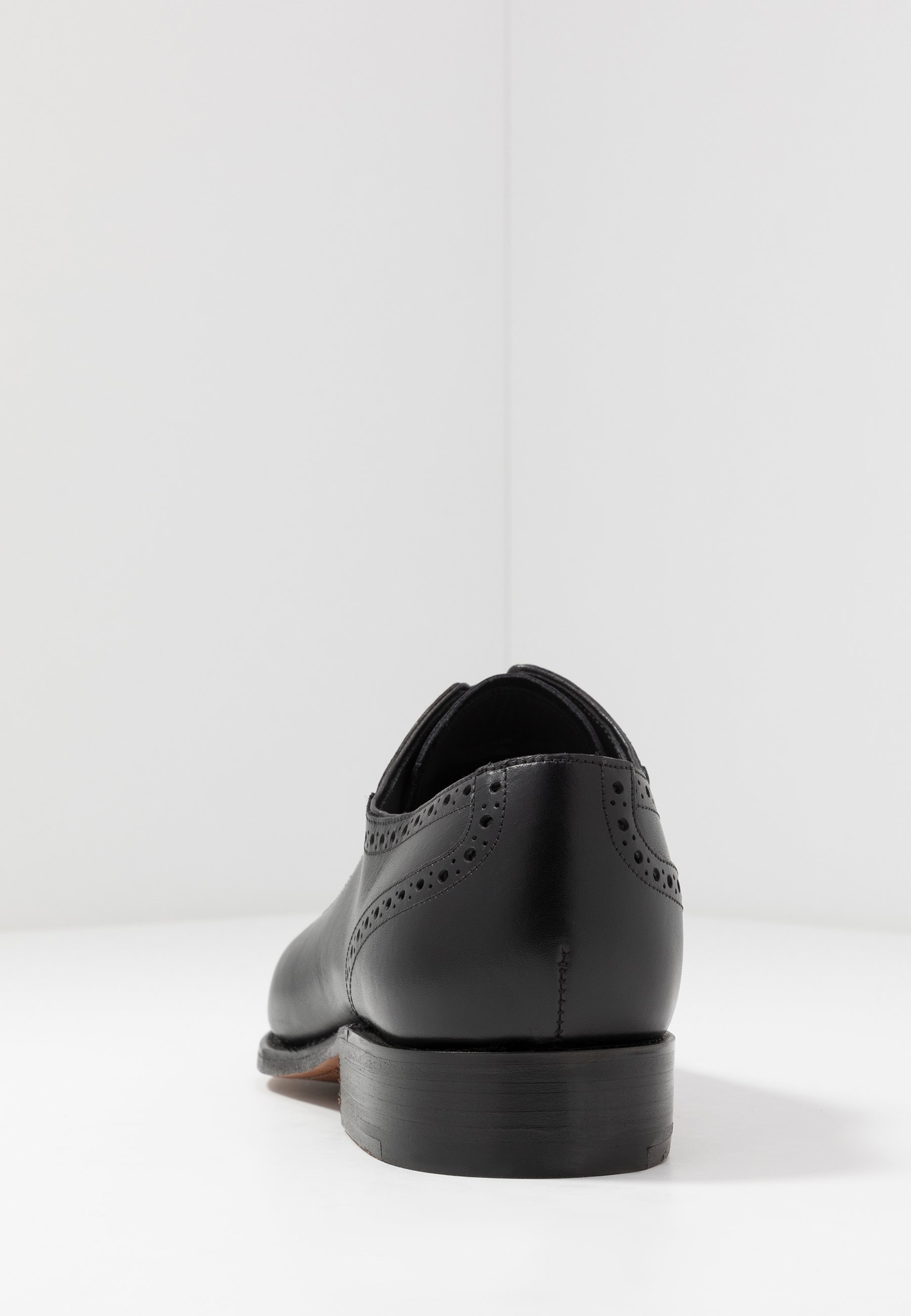 Barker NEWMARKET Pensko med snøring black Zalando.no Barker NEWMARKET Pensko med snøring black Zalando.no