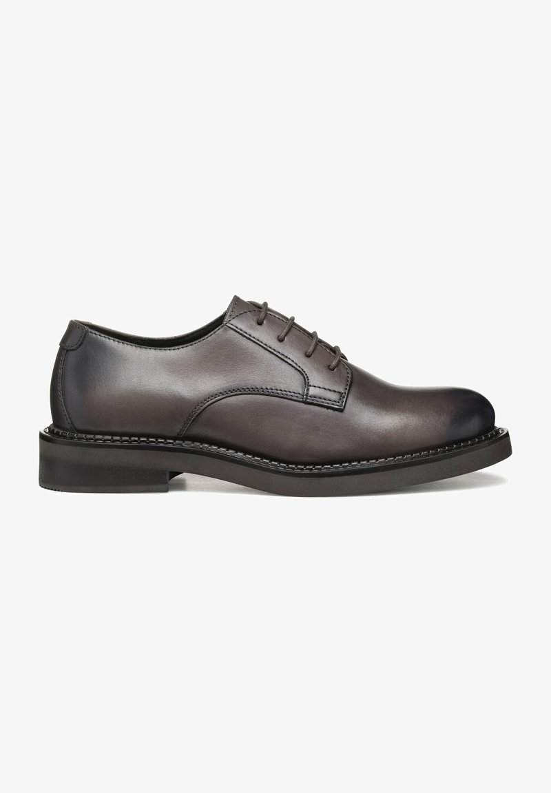 Geox Nauhakengät - taupe