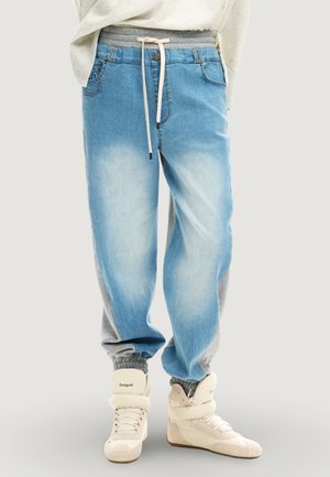 Jeans mom fit - light-blue-denim