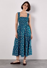 Apricot SMOCK TIERED - Freizeitkleid - blue