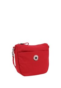 Borsa a tracolla rossa in nylon con chiusura a zip, dotata di una tasca frontale e hardware in tono argento. Texture liscia e forma arrotondata.