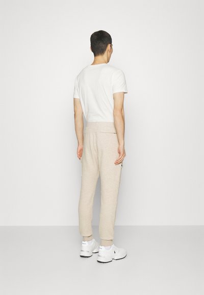 Polo Ralph Lauren DOUBLE KNIT CARGO JOGGER PANT - Spodnji deli trenirk - sand heather