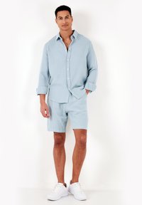 Buratti REGULAR FIT - Košeľa - aqua