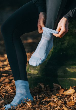 Danish Endurance LONG DISTANCE  5 PACK - Sportsstrømper - mottled light pink