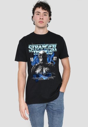 STRANGER THINGS  VECNA BAND - Print T-shirt - black