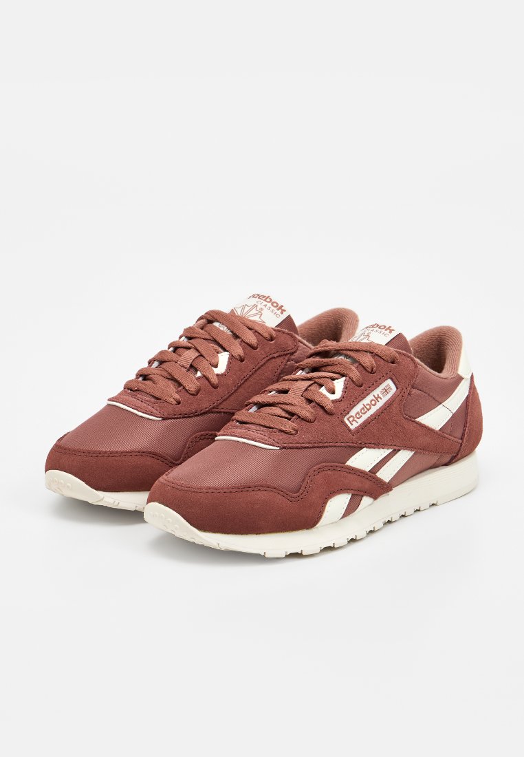 Sneaker low