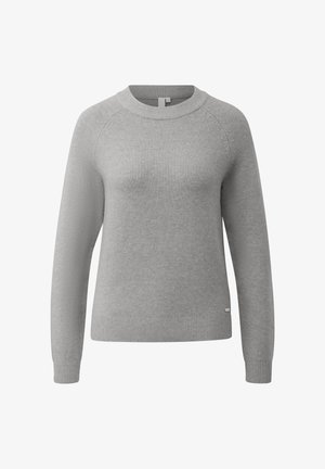 Jasnoszary sweter z okrągłym dekoltem, długimi rękawami raglanowymi, ściągaczami na mankietach i u dołu, wykonany z miękkiego dzianego materiału o gładkiej fakturze.