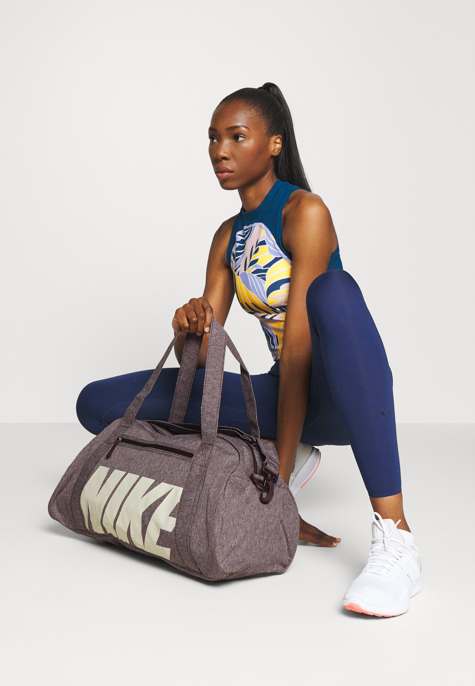 nike performance bag