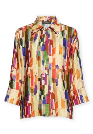 Koszula na guziki z długim rękawem i szerokim kołnierzem, zdobiona abstrakcyjnym wielokolorowym wzorem w odcieniach pomarańczu, fioletu, zieleni i beżu.