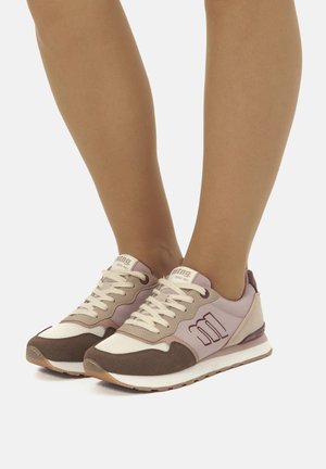 mtng Zapatillas - coralle