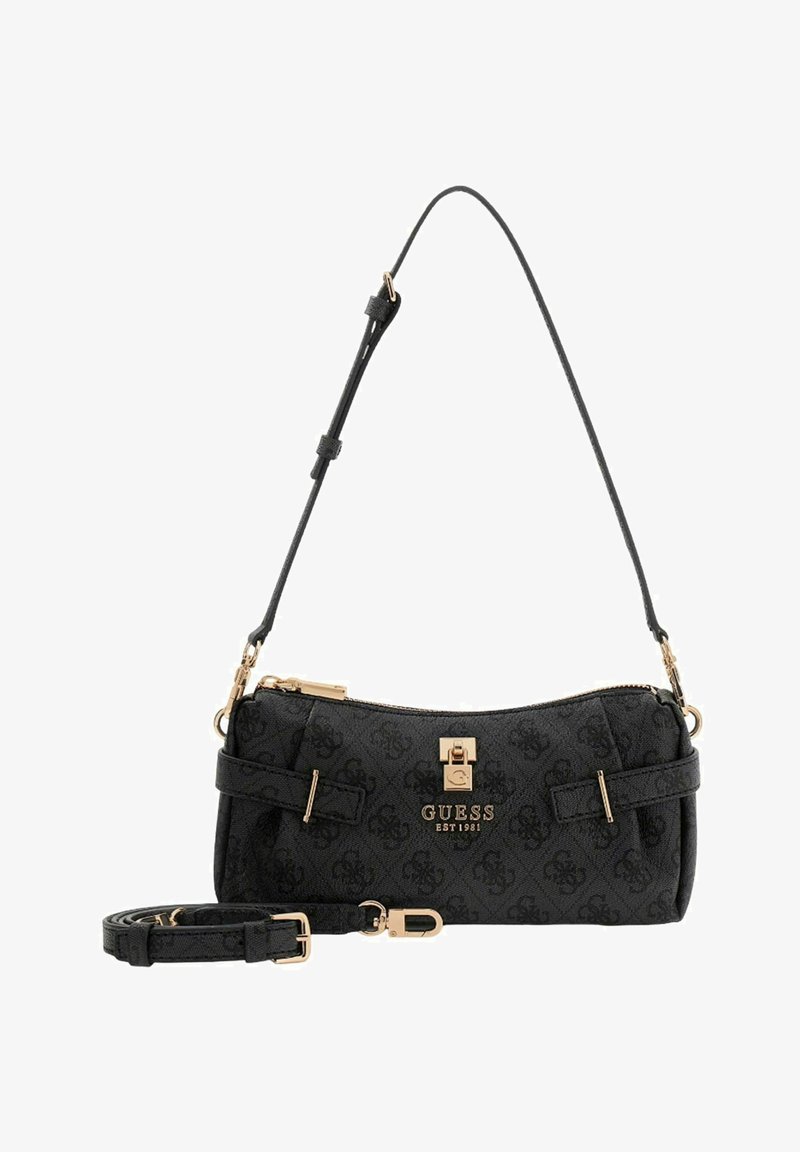 Zwarte synthetische handtas met gouden beslag, voorzien van een ritssluiting, afneembare riem en een verdiept logo-patroon. Meet ongeveer 25 centimeter.