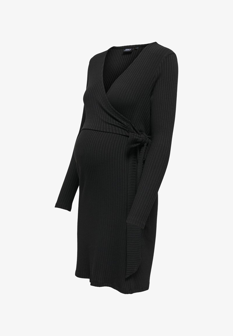 Czarna prążkowana sukienka ciążowa z długimi rękawami, kopertowym designem oraz wiązaniem w talii. Gładka faktura i zwiewny fason.