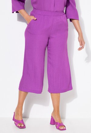 WIDE ELASTIC WAIST - Shorts - violet