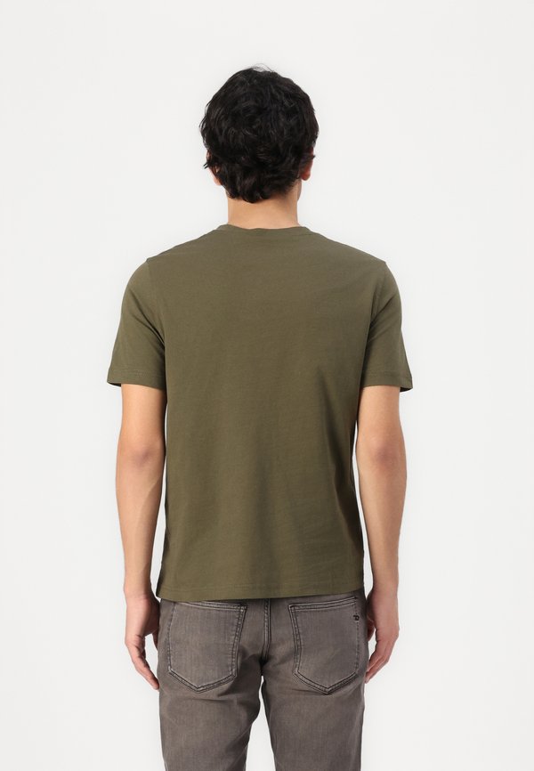 ADJUST - Print T-shirt - olive2